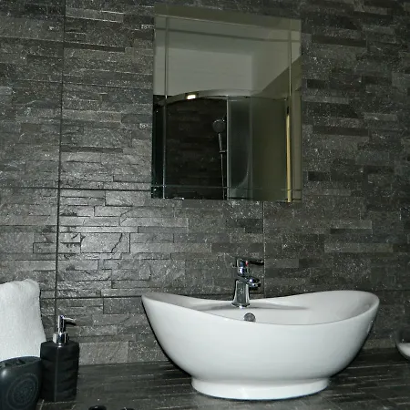 Il Borghese Tourist House 3*
